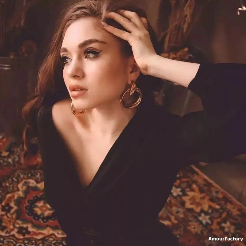 Sabina Profile image 2