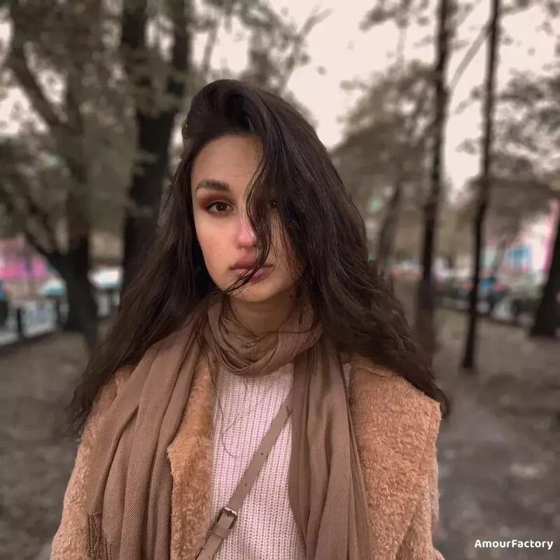 Alyona Profile image 1