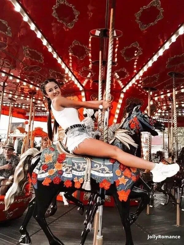 Kristina Profile image 4