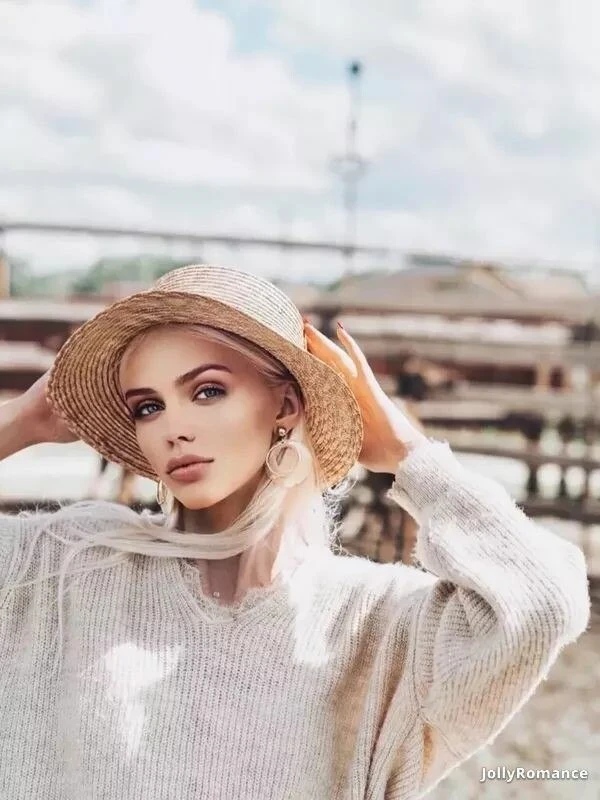 Nina Profile image 1