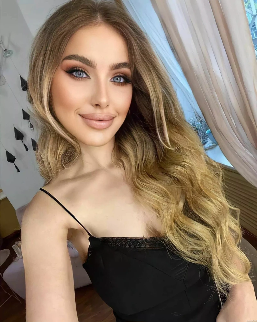 Cristina Profile image 1