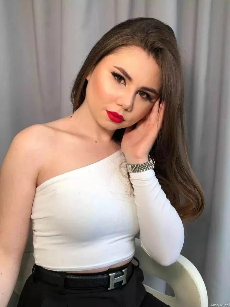 July Profile image 4