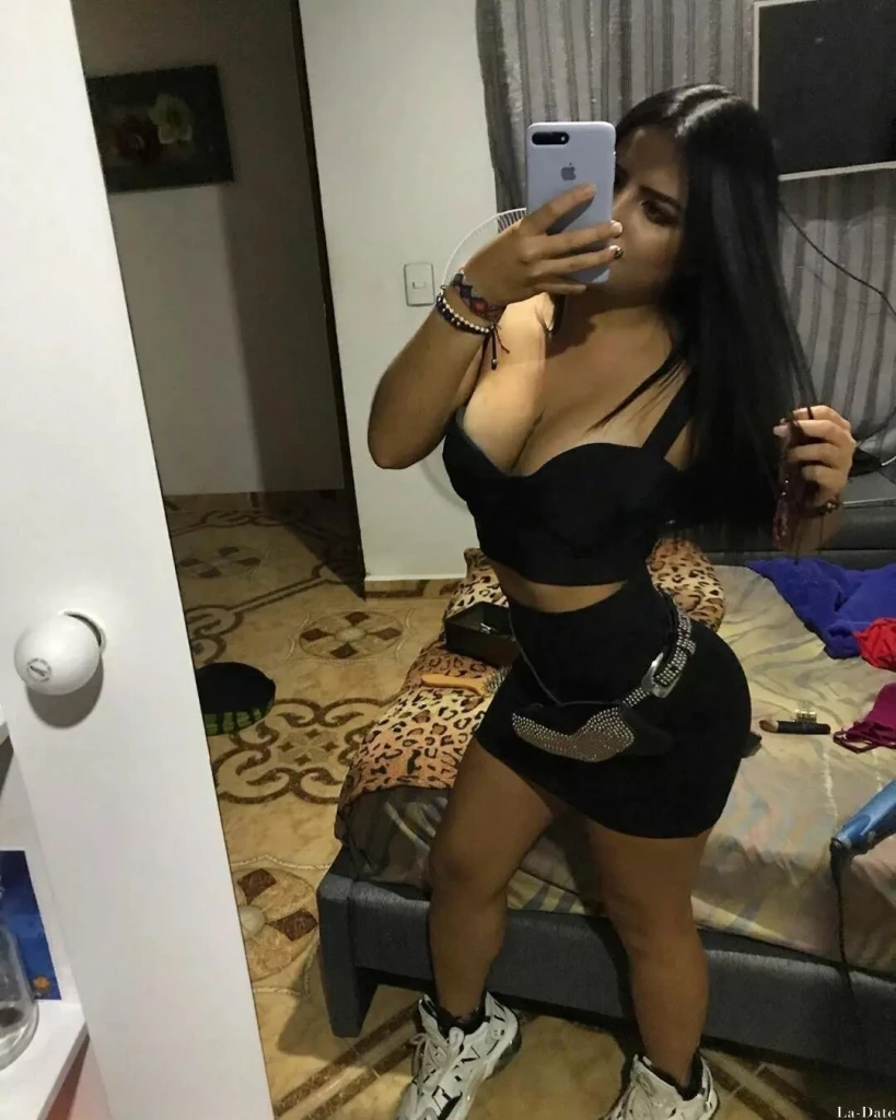 Vivian Profile image 5