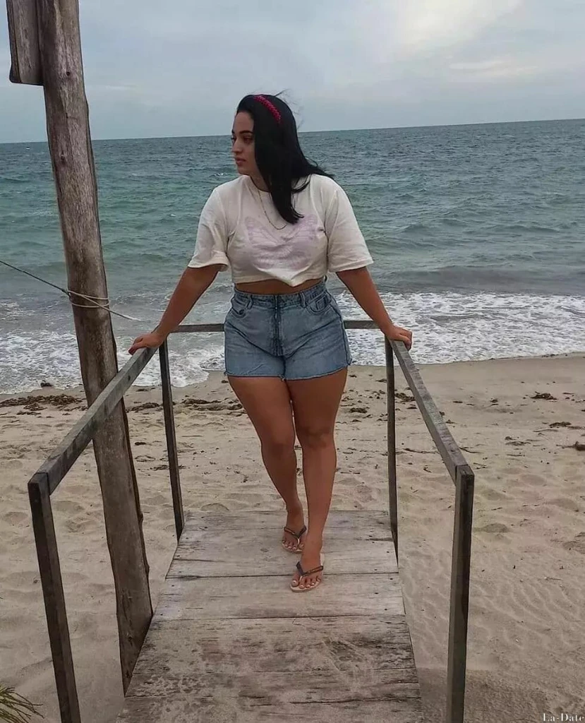 Stephania Profile image 6