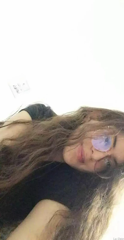 Karoline Profile image 6
