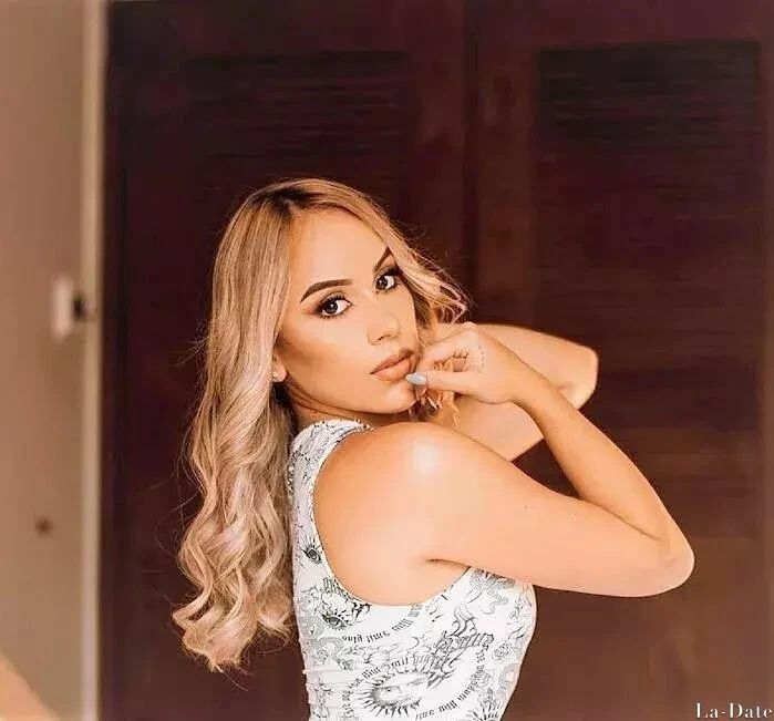 Zuleidy Profile image 2