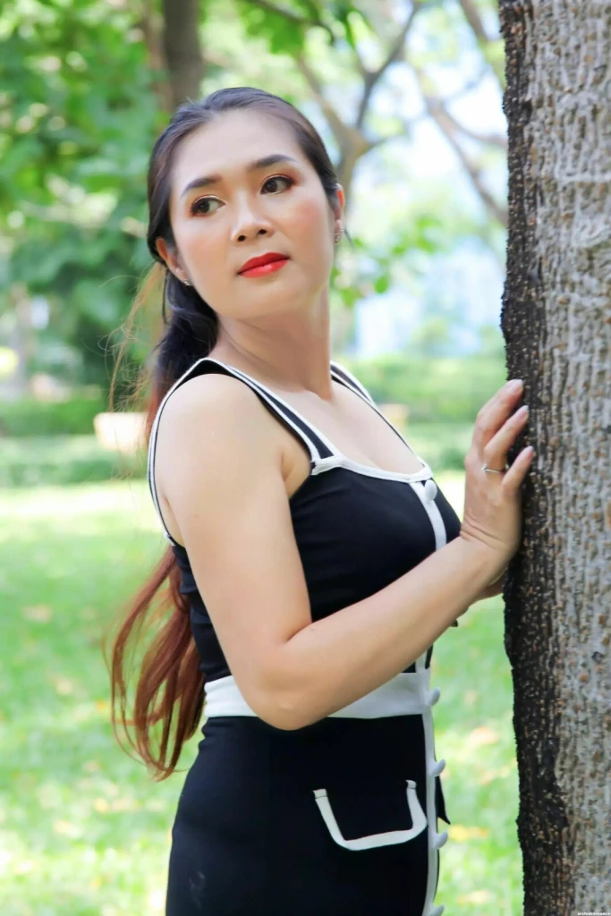 Victoria Profile image 6