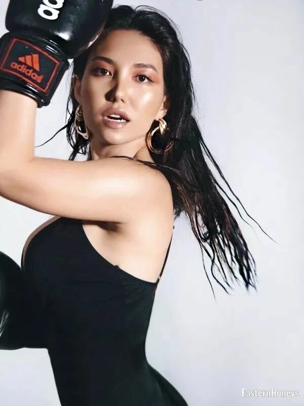 Zhanar Profile image 3