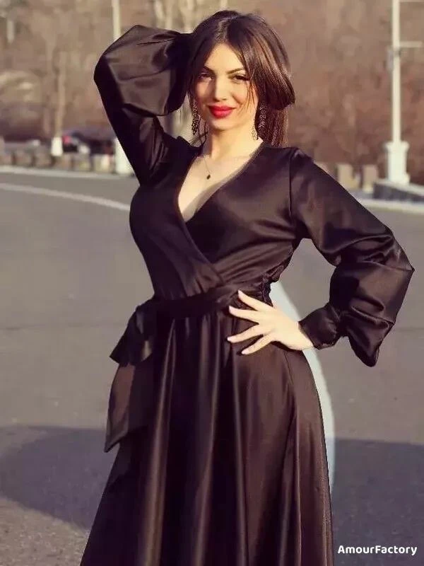 Armine Profile image 2