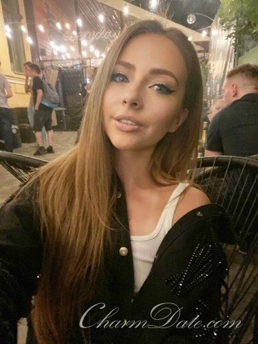 Aliia Profile image 2