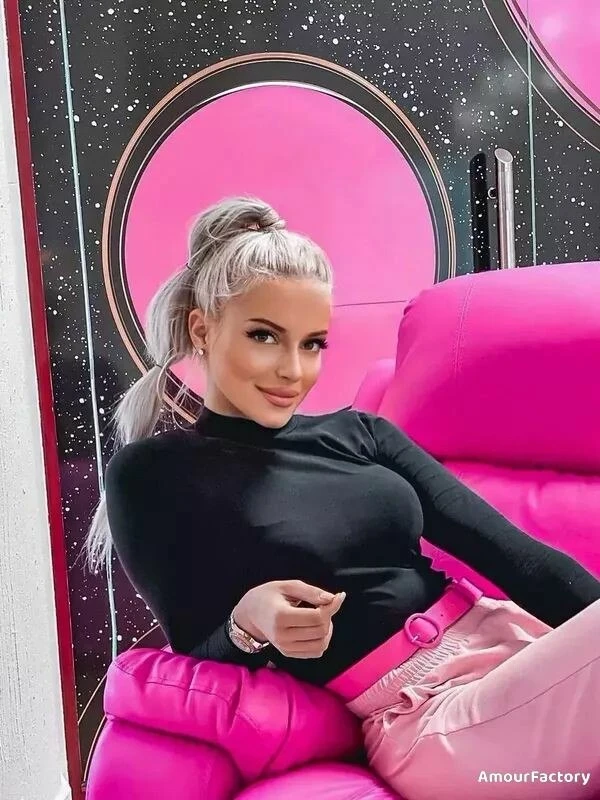 Marina Profile image 3