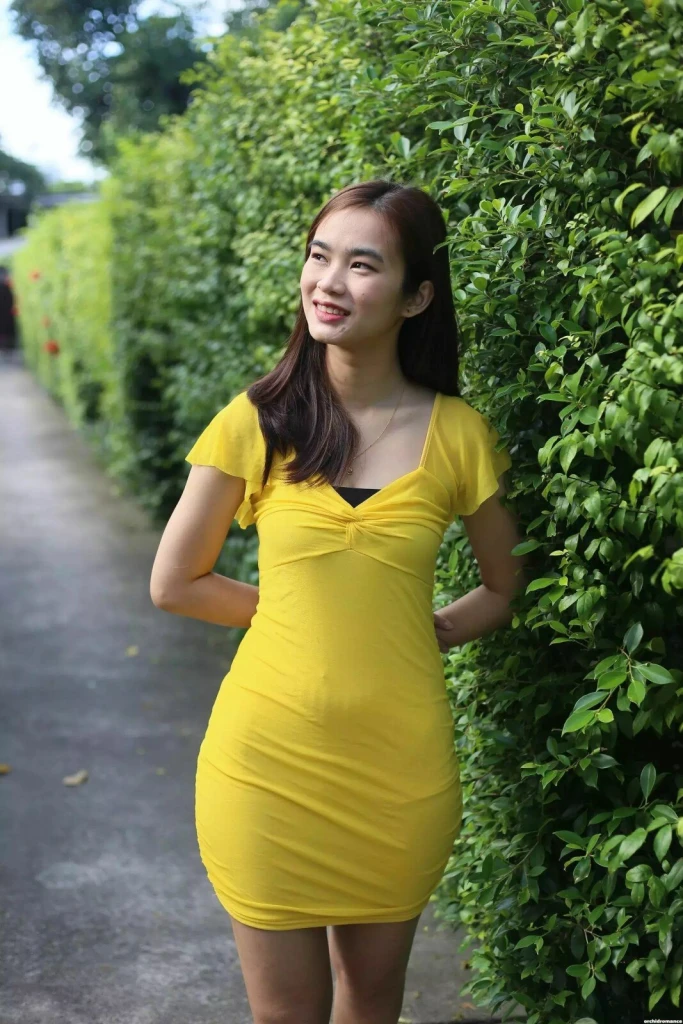 Holly Profile image 5