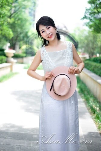 Li Mei Profile image 1