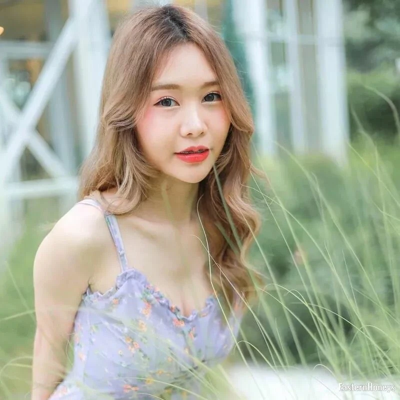 Amonrat Profile image 3